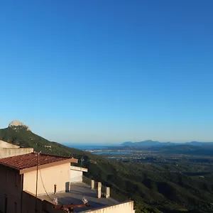  Apartment Casa Foddis - Bed And View Italien