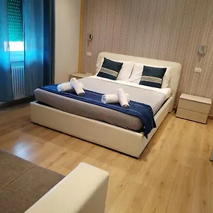  Privatunterkunft Fiera Italien